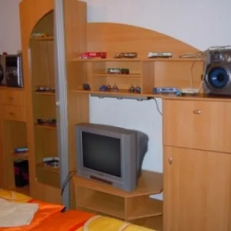 Mueller Guest house 3*